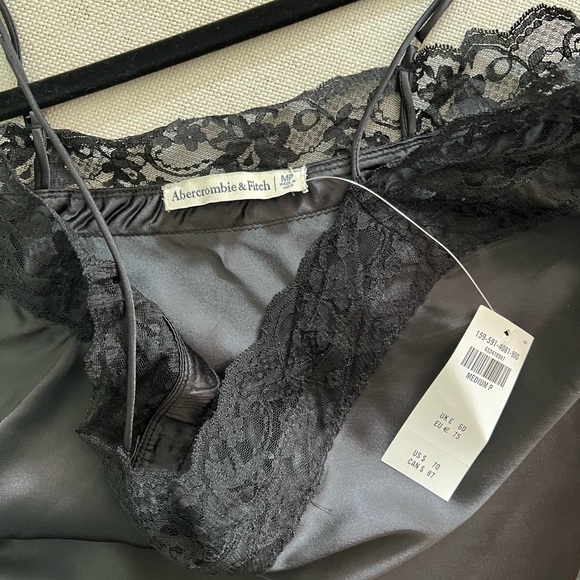 NWT Abercrombie Lace and Satin Black Mini Dress - Picture 4 of 4